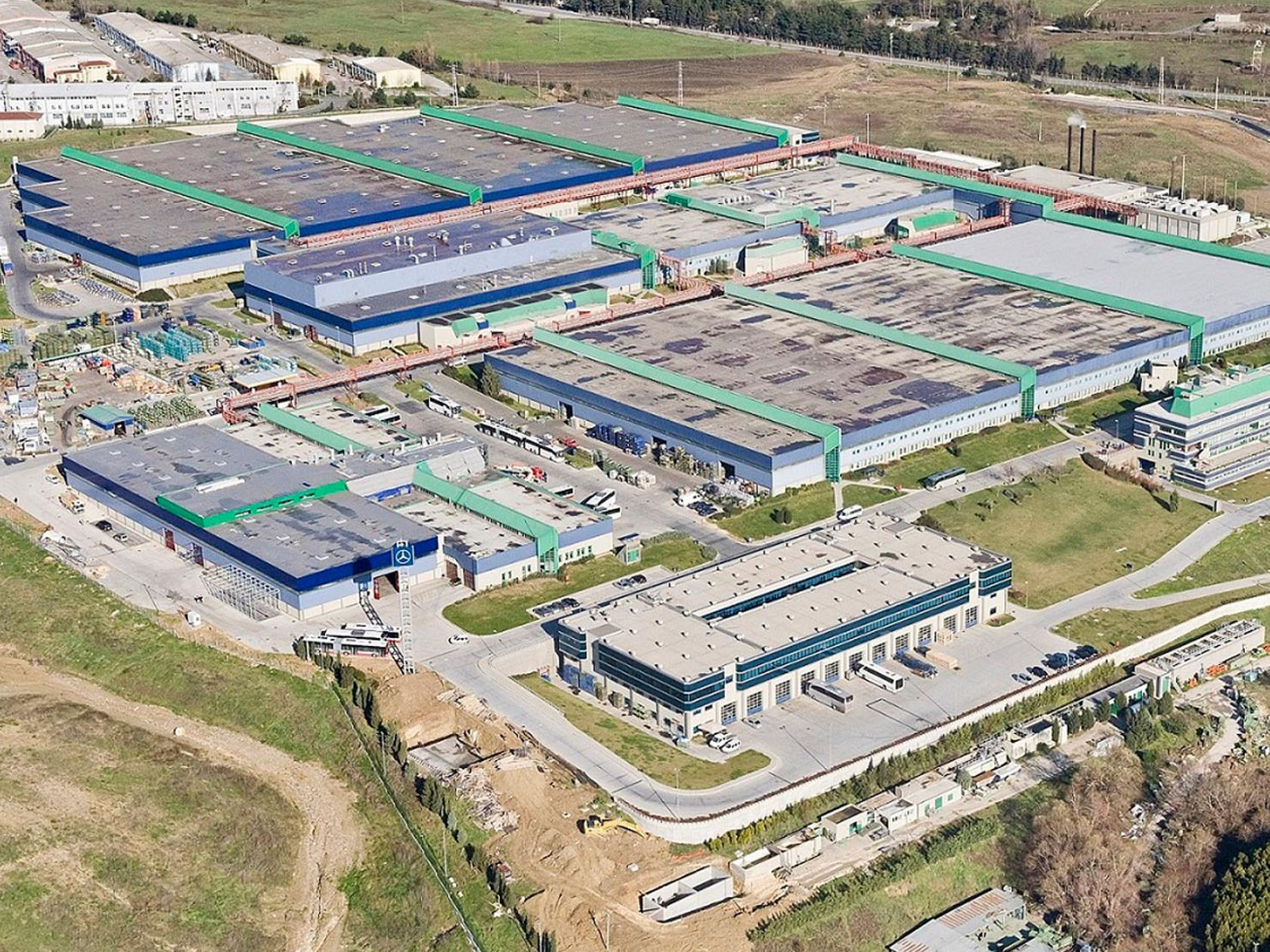 Mercedes-Benz Türk Hoşdere Otobüs Fabrikası · Resmî arşivden genel görünüm